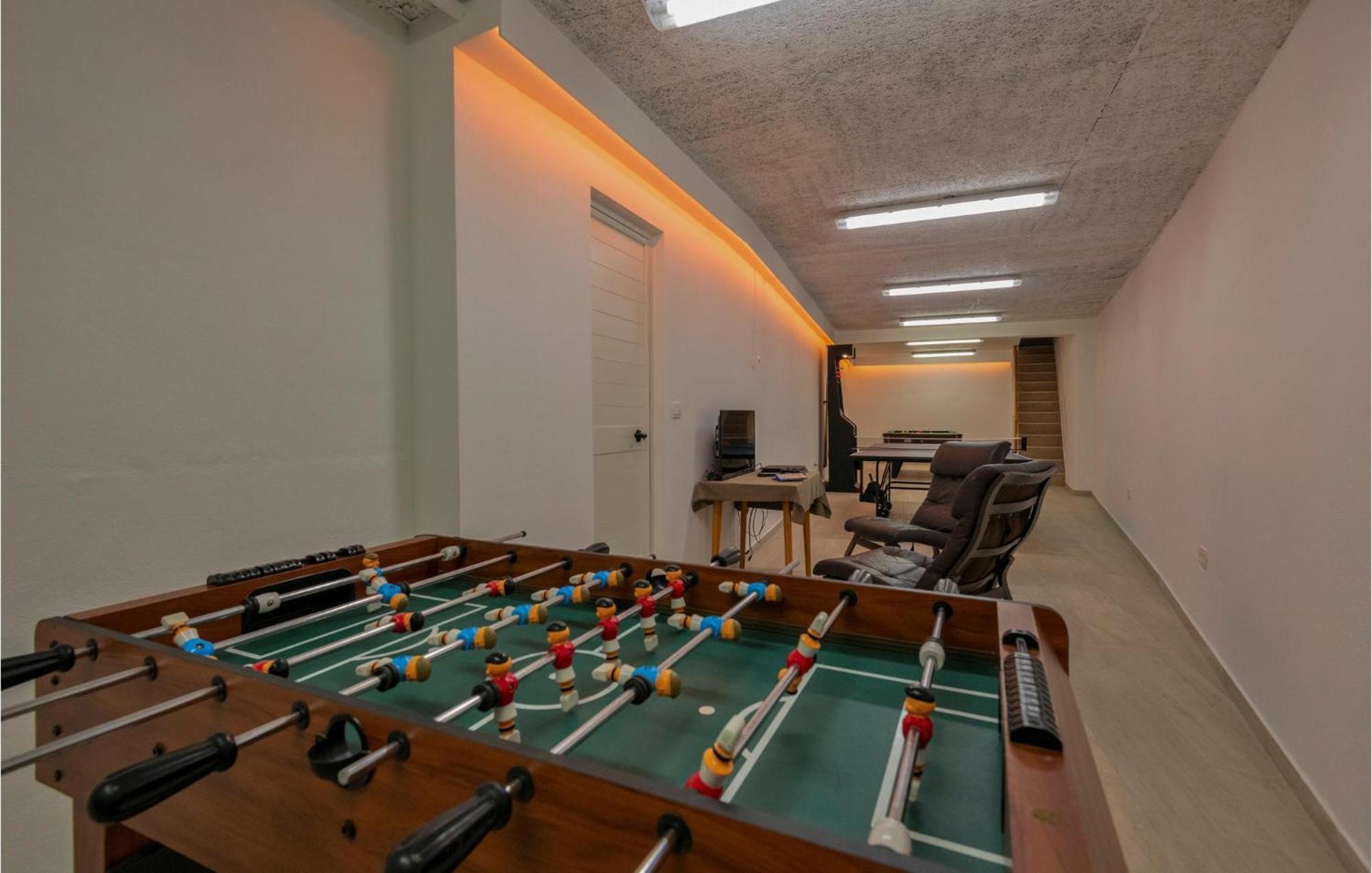 Amazing Apartment In Medici With Kitchen Kutleša Εξωτερικό φωτογραφία